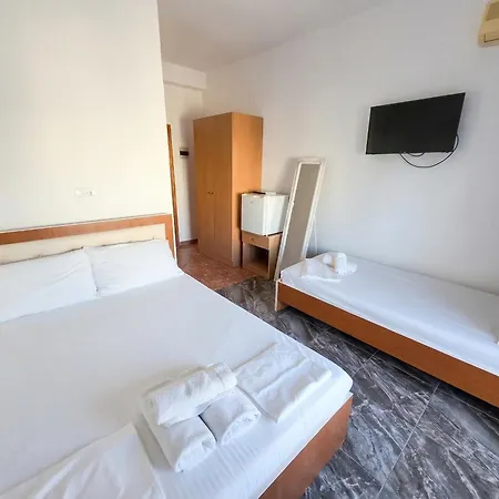 Bluebalcony Hotel