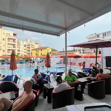 Bluebalcony 3*
