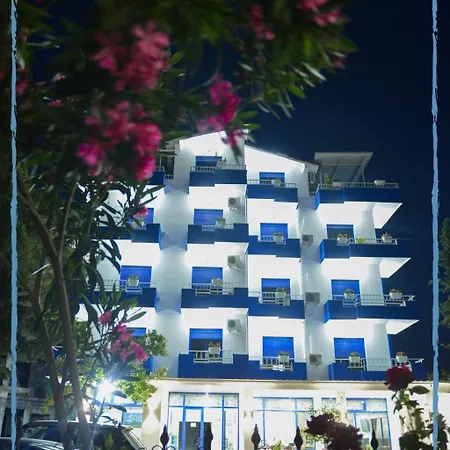 Bluebalcony 3*
